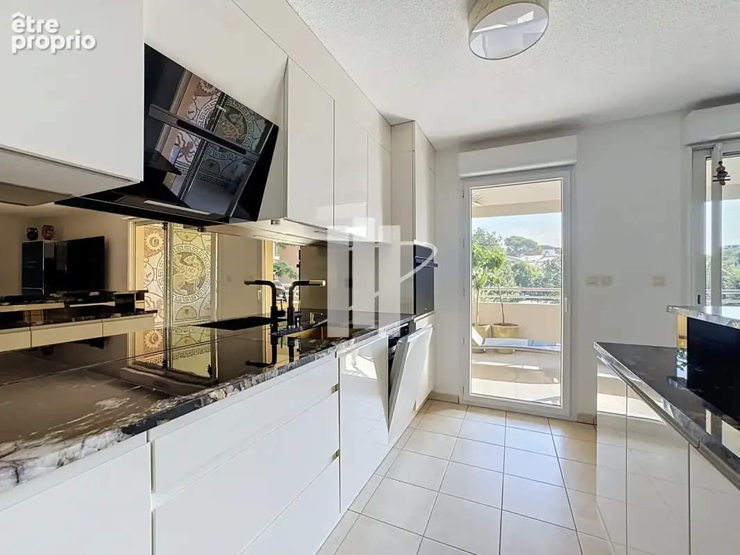 appartement de type 3 centre ville de saint raphael - photo 6