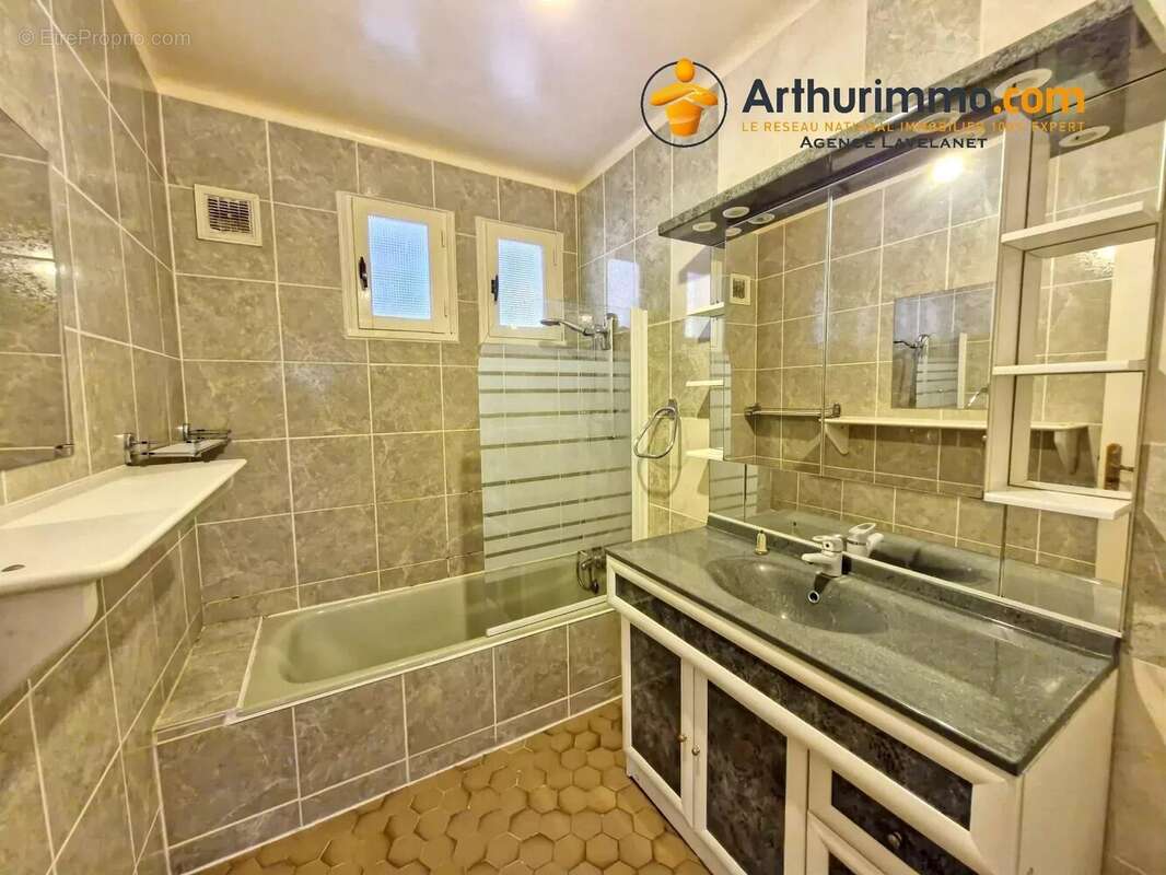 Maison à LAROQUE-D'OLMES