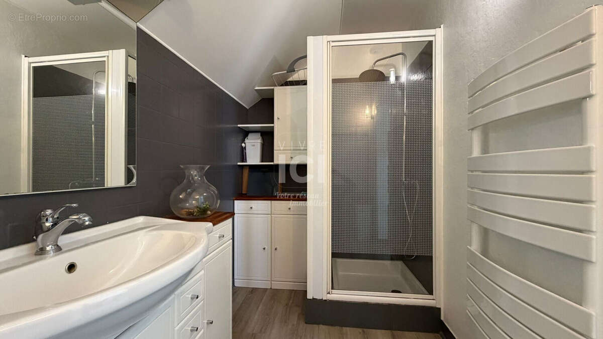 Appartement à SAINT-SEBASTIEN-SUR-LOIRE