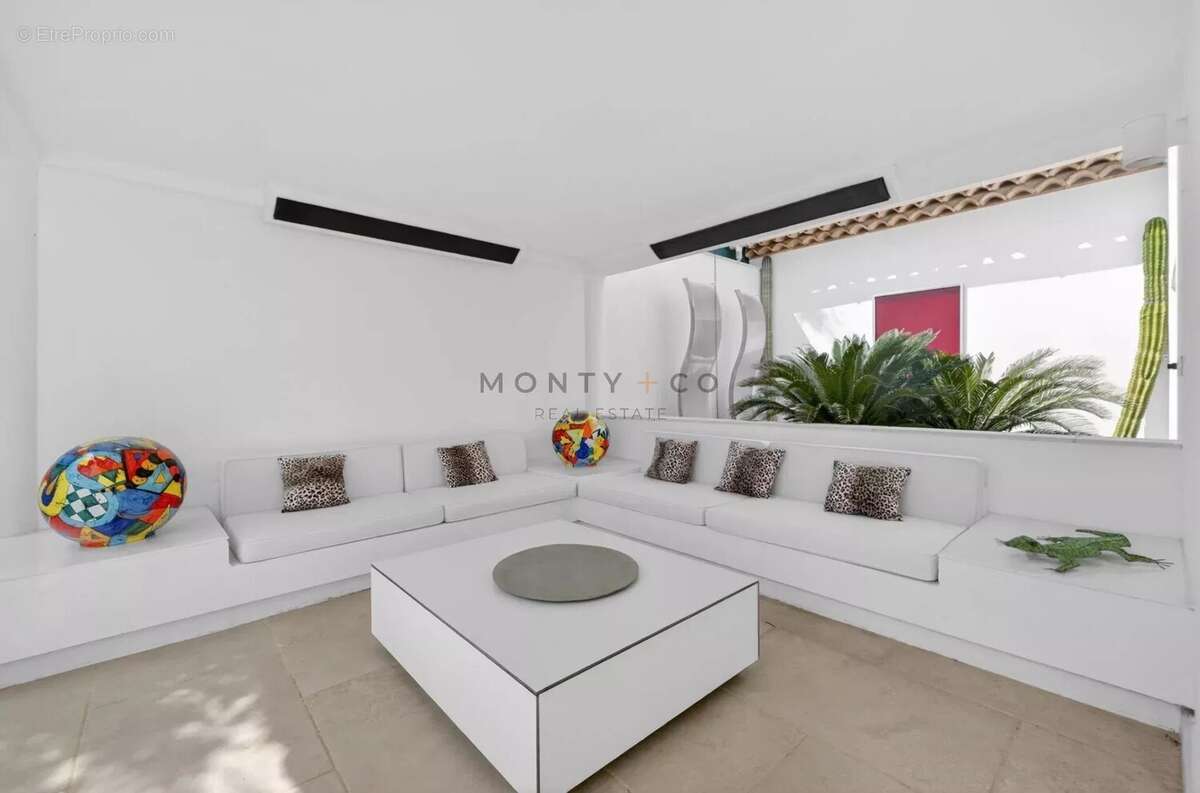 Vente villa contemporaine vue mer à Grimaud - photo 8