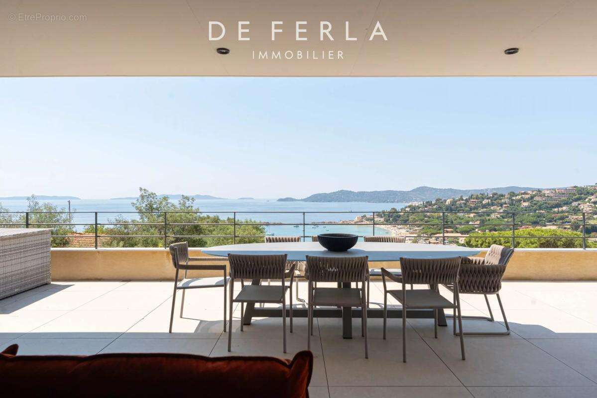 Appartement à LE LAVANDOU