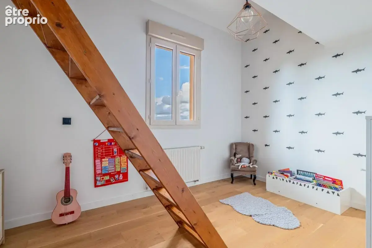 69110 saint foy les lyon - maison + appartement - piscine - garage - jardin - vue panoramique - proche des commodites - calme - photo 15