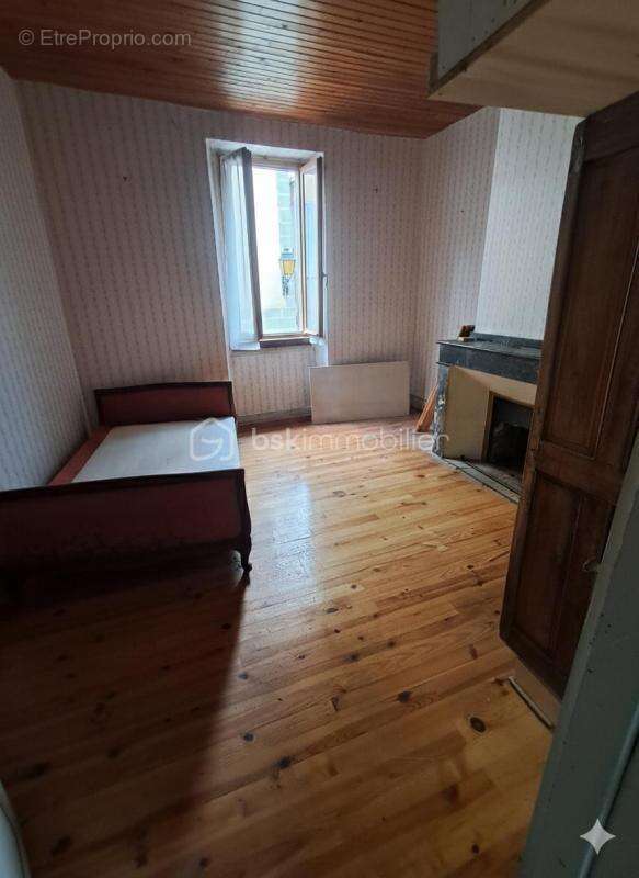 Maison à LA BASTIDE-DE-SEROU