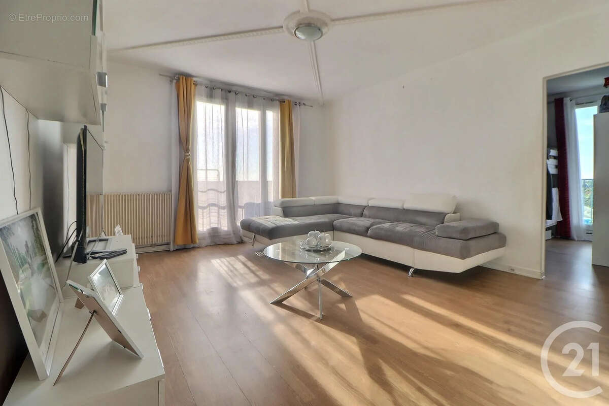 Appartement 62 m² à Aulnay-Sous-Bois  - photo 2