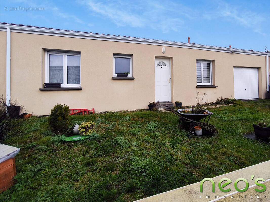 Maison à LA RENAUDIERE