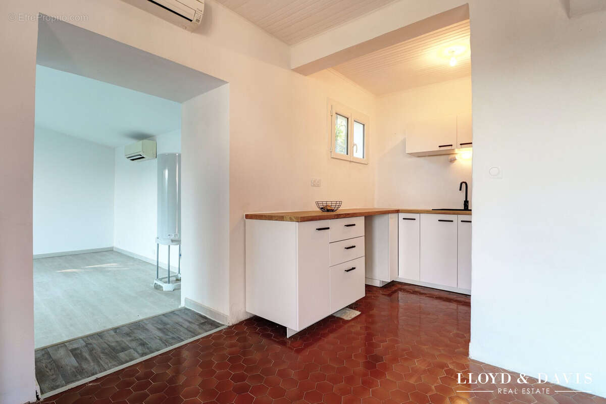 Maison à GARRIGUES-SAINTE-EULALIE