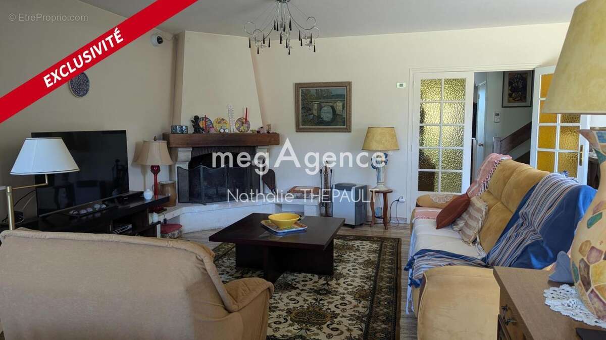 GUERNES (78520) – Élégante propriété familiale de 230 m² - photo 3