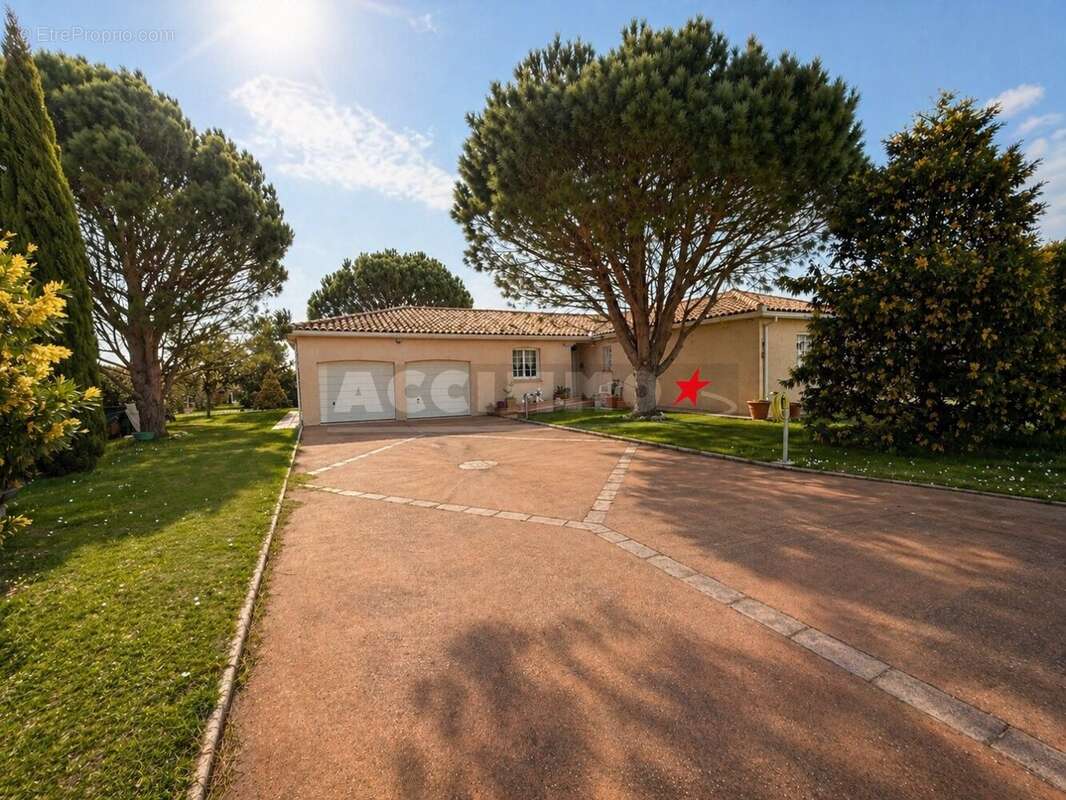 Maison à CARAMAN