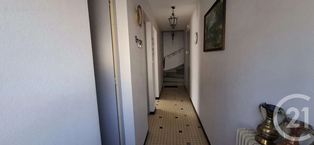Maison à MONTANS