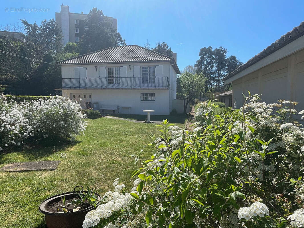 Maison à POITIERS