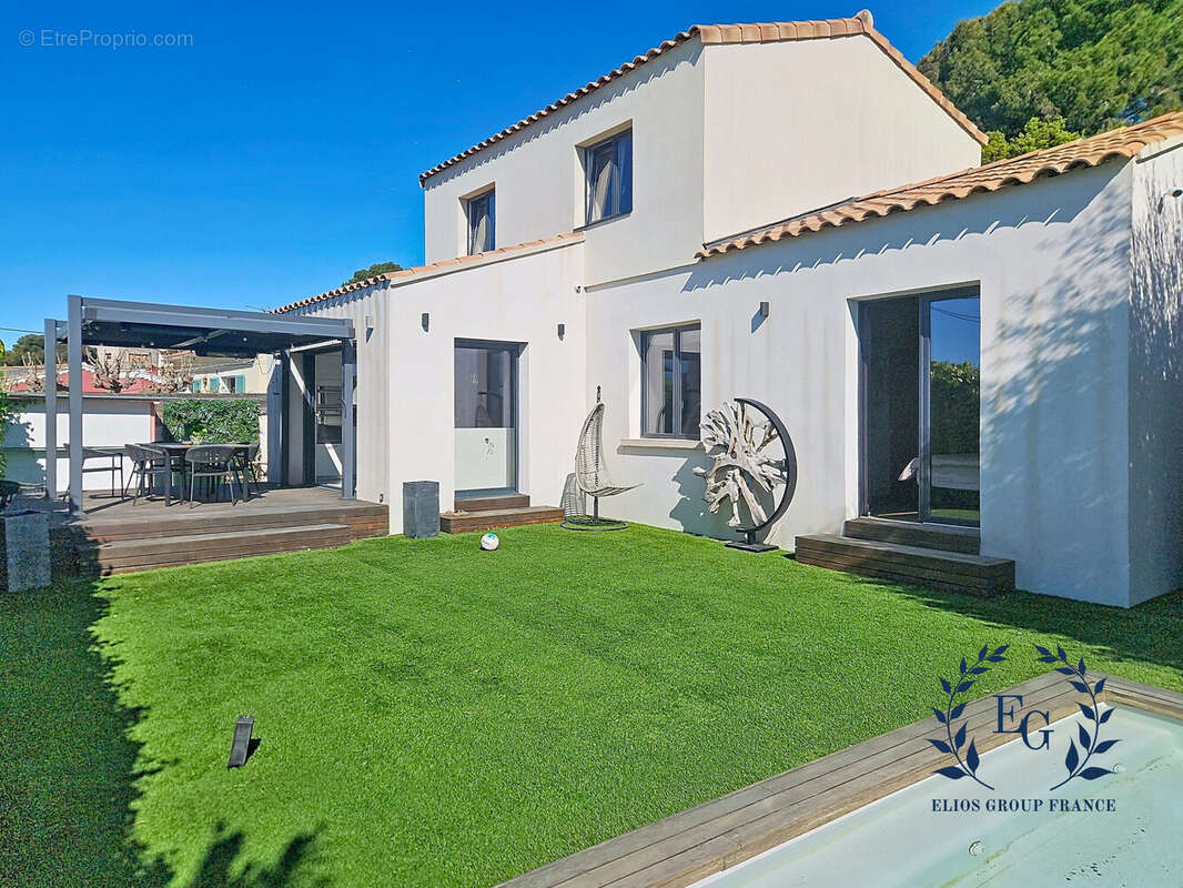 Maison à SIX-FOURS-LES-PLAGES