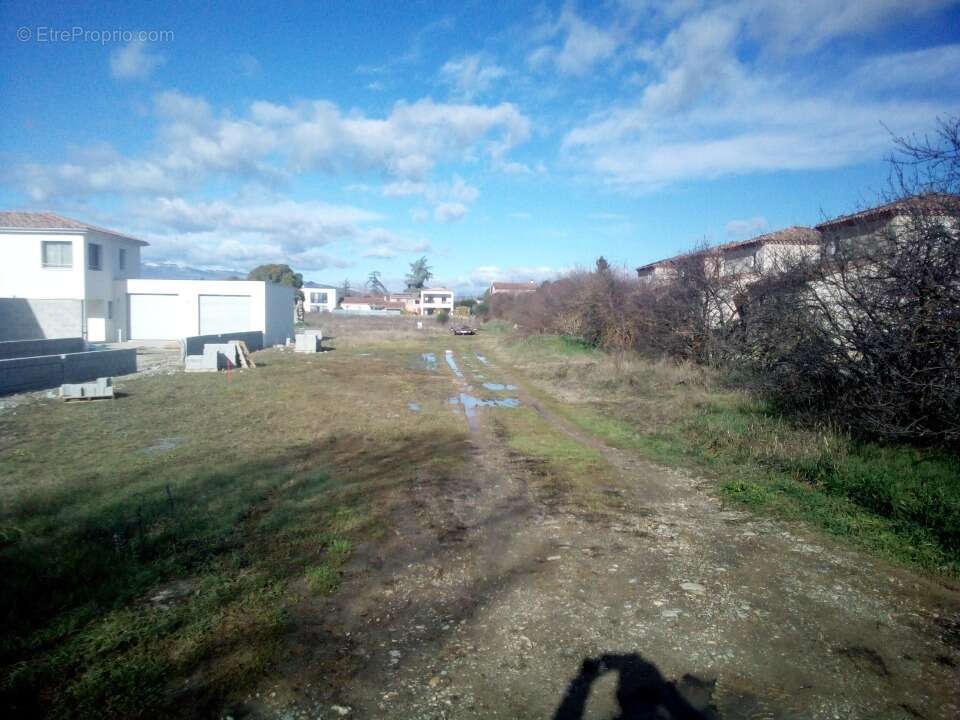 Terrain à ORAISON