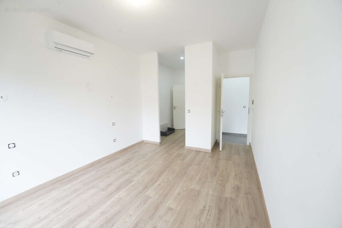 Maison à AMNEVILLE