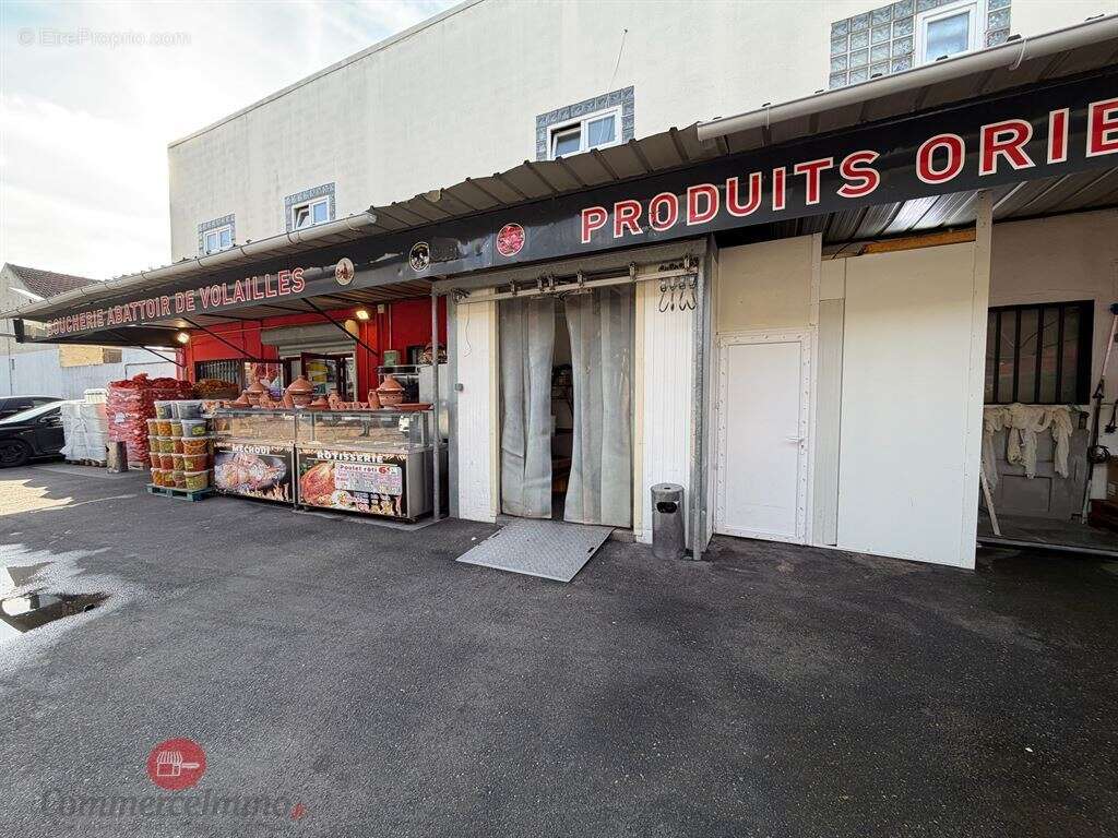 Commerce à LA COURNEUVE