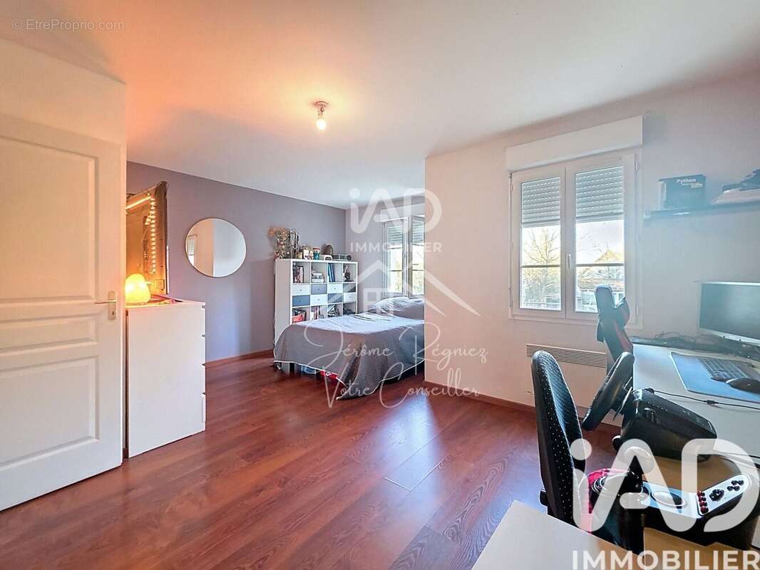 Photo 6 - Maison à LE PLESSIS-BELLEVILLE