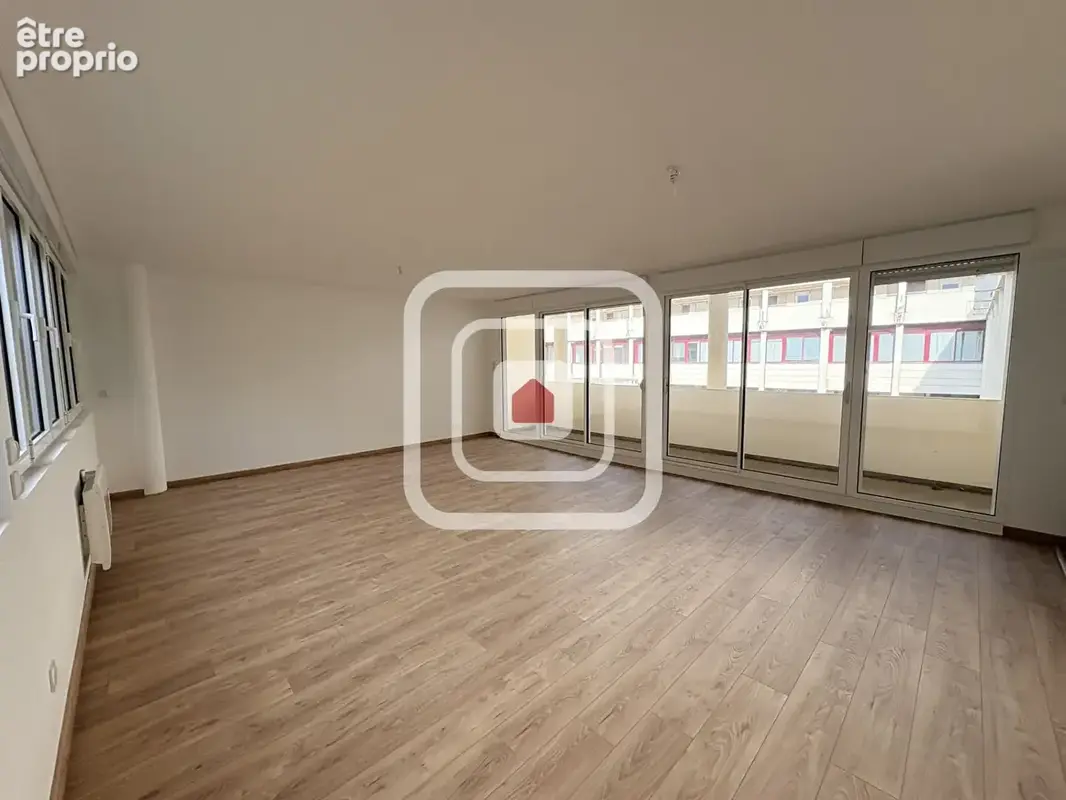 Appartement reims en hyper centre ville t4 de 91.72m² - photo 3