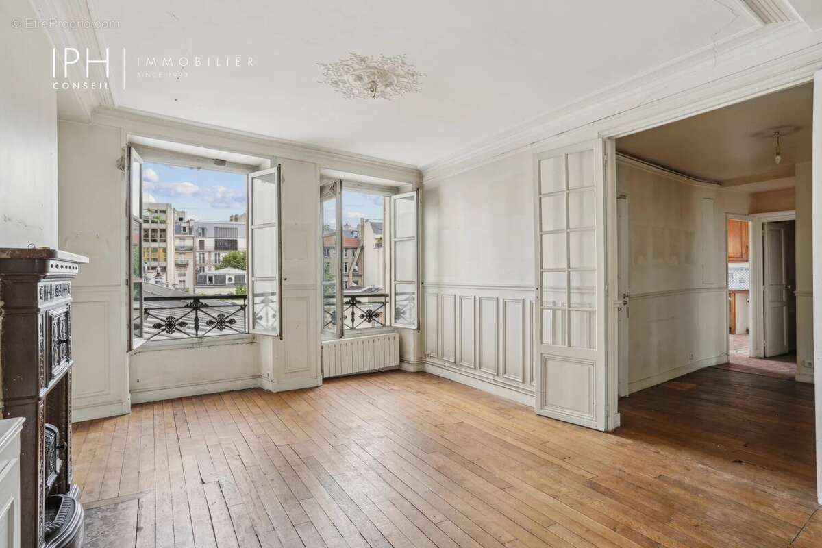 Appartement à NEUILLY-SUR-SEINE