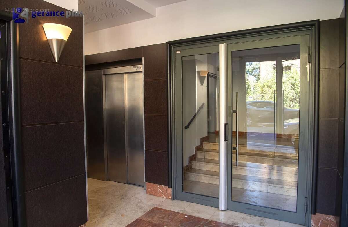 Appartement à LE PERREUX-SUR-MARNE