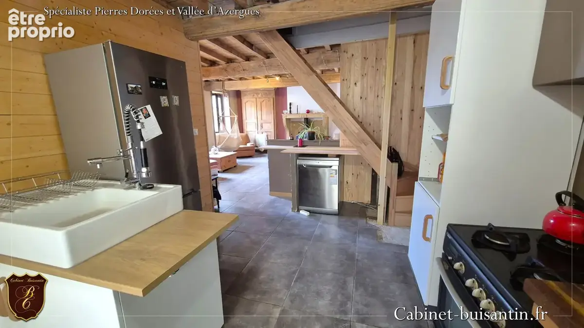 Proche centre, maison en pierres avec cour fermée - photo 13