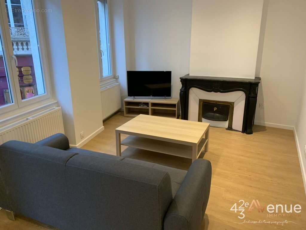Appartement à SAINT-ETIENNE