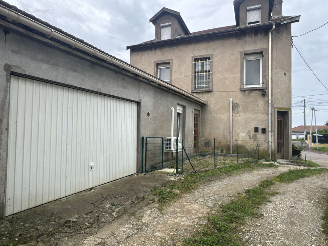 Appartement à SAINTE-MARIE-AUX-CHENES