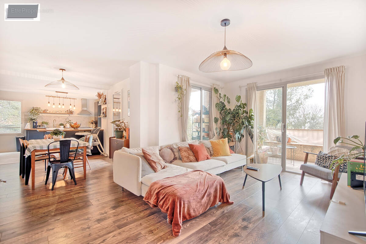 Appartement à LA VALETTE-DU-VAR