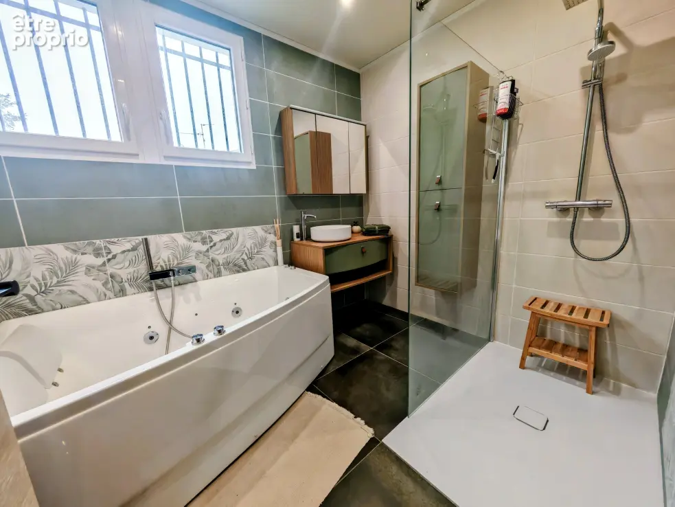 Maison individuelle, 4 chambres, garages et sous-sol - photo 10