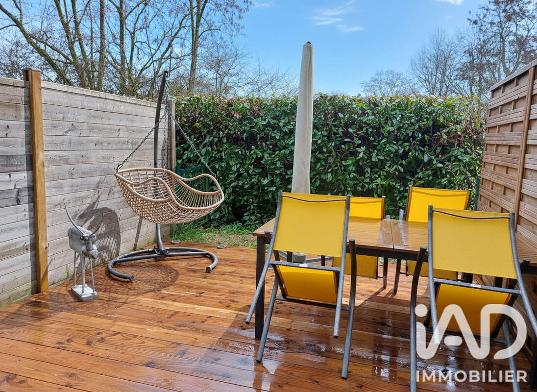 Appartement 82 m² à Ecouflant  - photo 3
