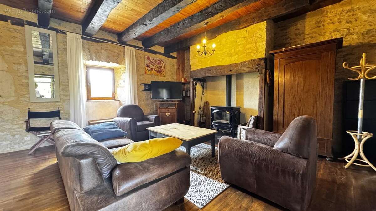 Maison à QUISSAC