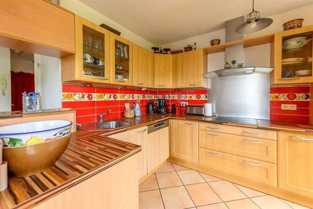 Appartement à LE BLANC-MESNIL