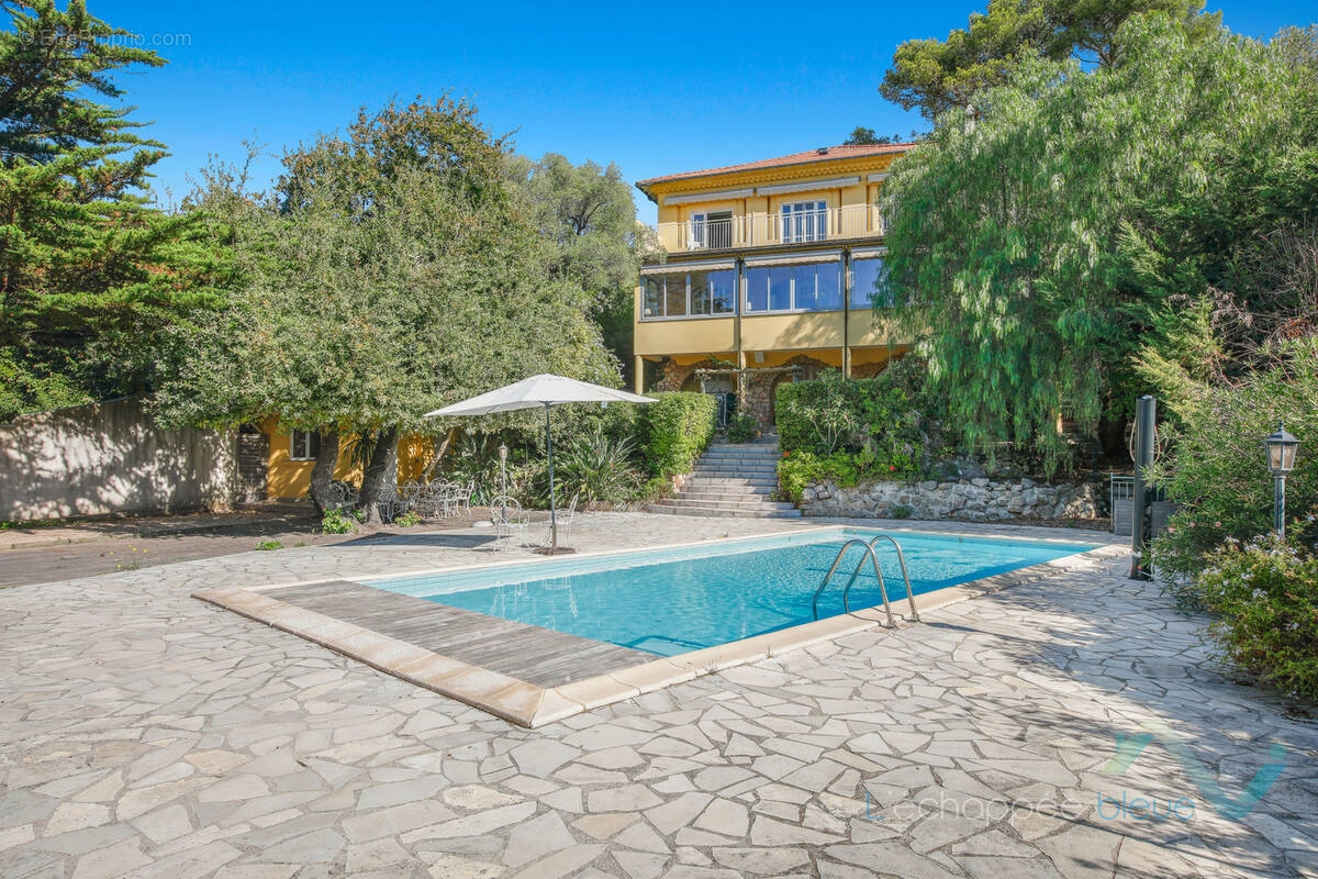 Maison à HYERES