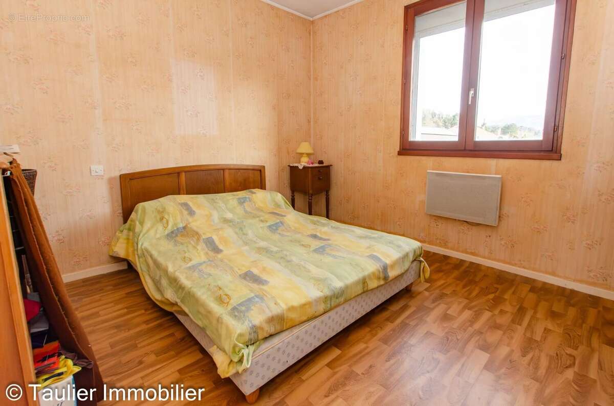 Maison à SAINT-VERAND