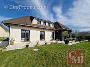 Maison à BRUYERES-LE-CHATEL