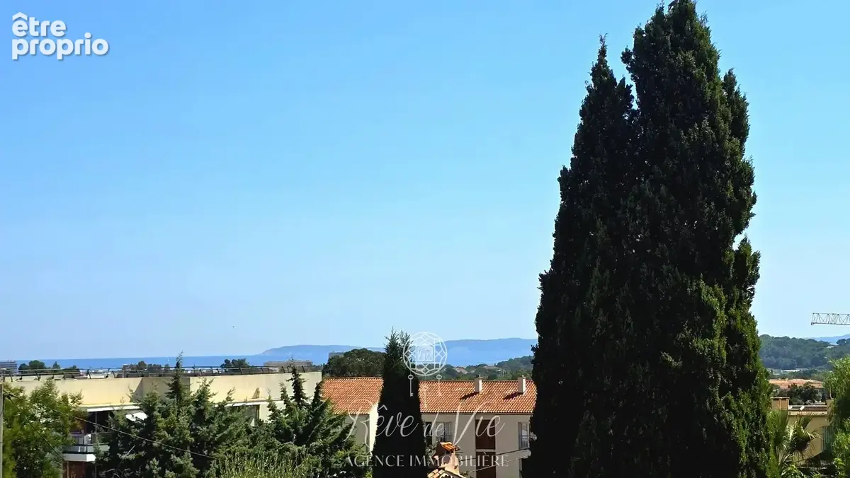 Photo Appartement à Bormes-Les-Mimosas au prix de 213 000€
