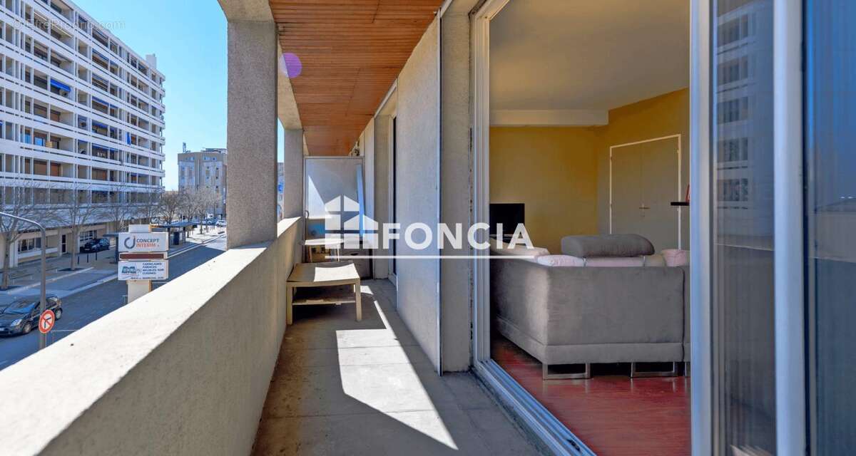 À vendre – spacieux t3 avec balcons – centre-ville de nîmes - photo 12