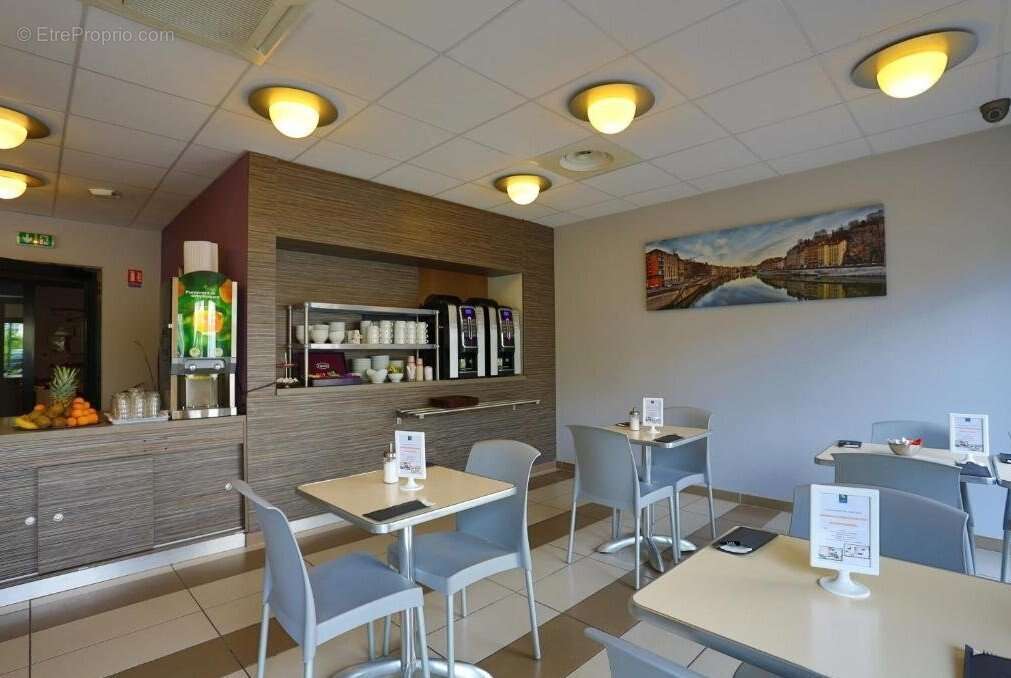 INVESTISSEMENT LOCATIF  SAINT-PRIEST  Résidence Affaires Eastlodge Lyon Est Eurexpo - 6,82 % de rentabilité - photo 7