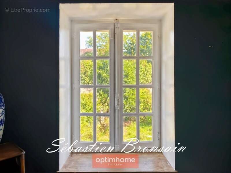 Maison à CHATEAU-CHALON