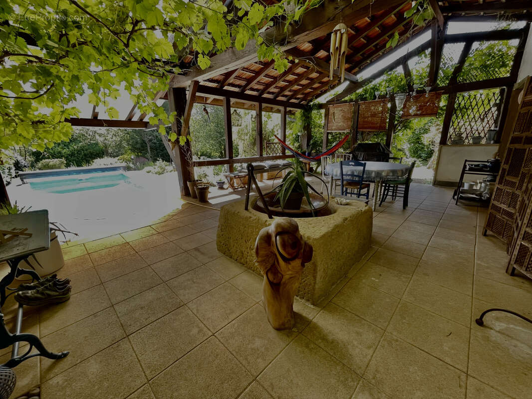 Maison à SANRY-LES-VIGY