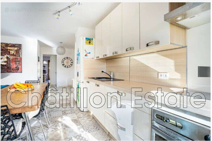 Appartement à LE CANNET