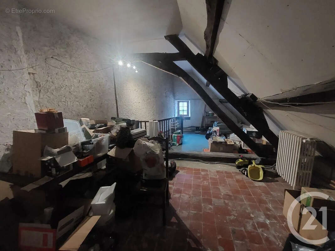 Maison à LUCY-SUR-YONNE