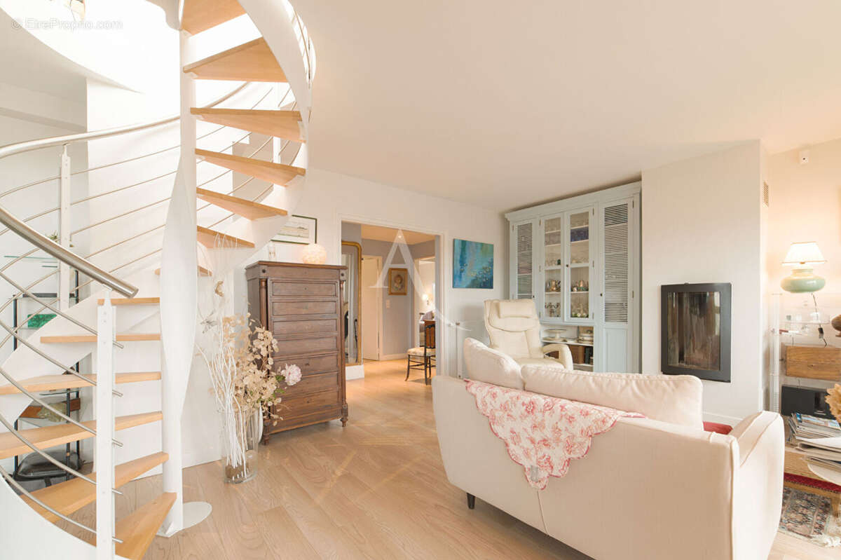 Appartement à MAISONS-LAFFITTE