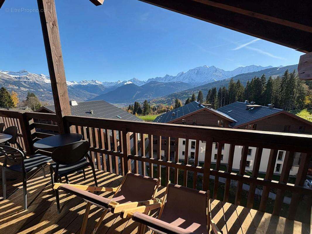 Appartement à COMBLOUX