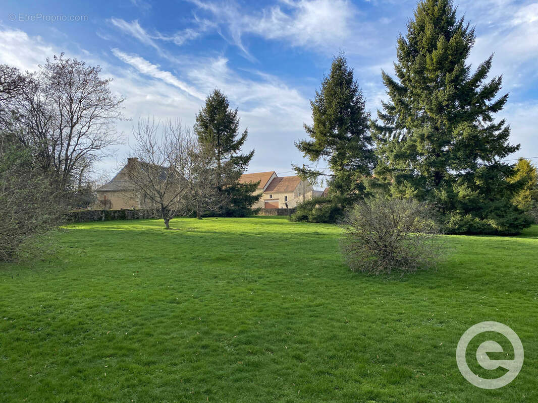 Maison à SAINTE-COLOMBE