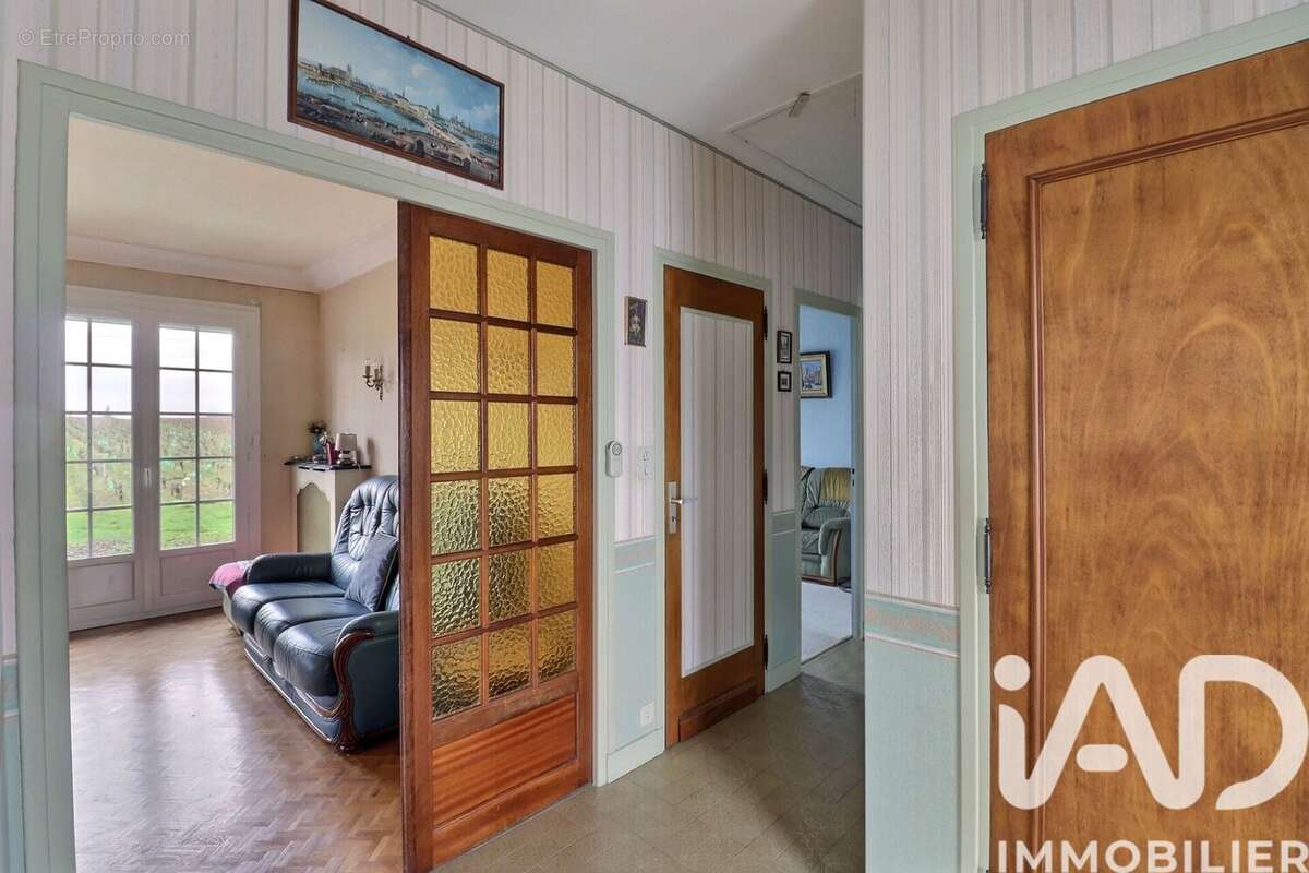 Photo 4 - Maison à ROCHECORBON