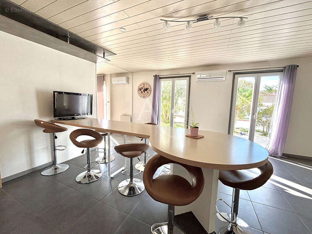 Maison à LONGEVILLE-SUR-MER