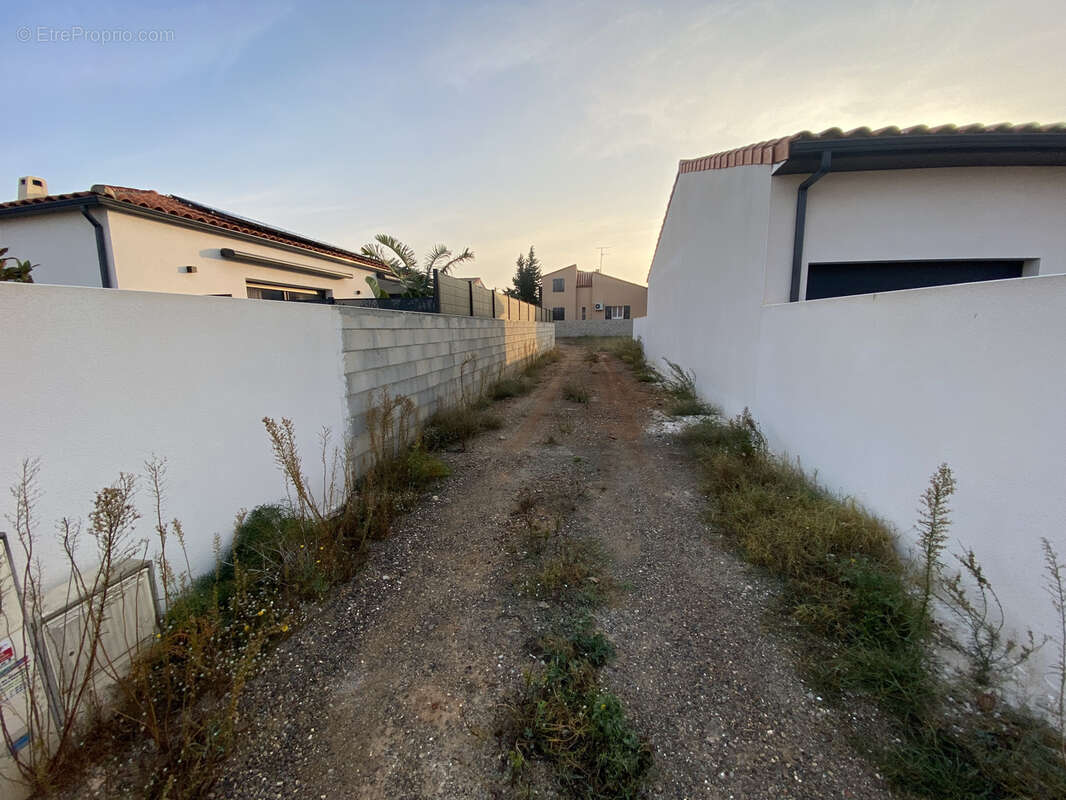 Terrain à SALSES-LE-CHATEAU