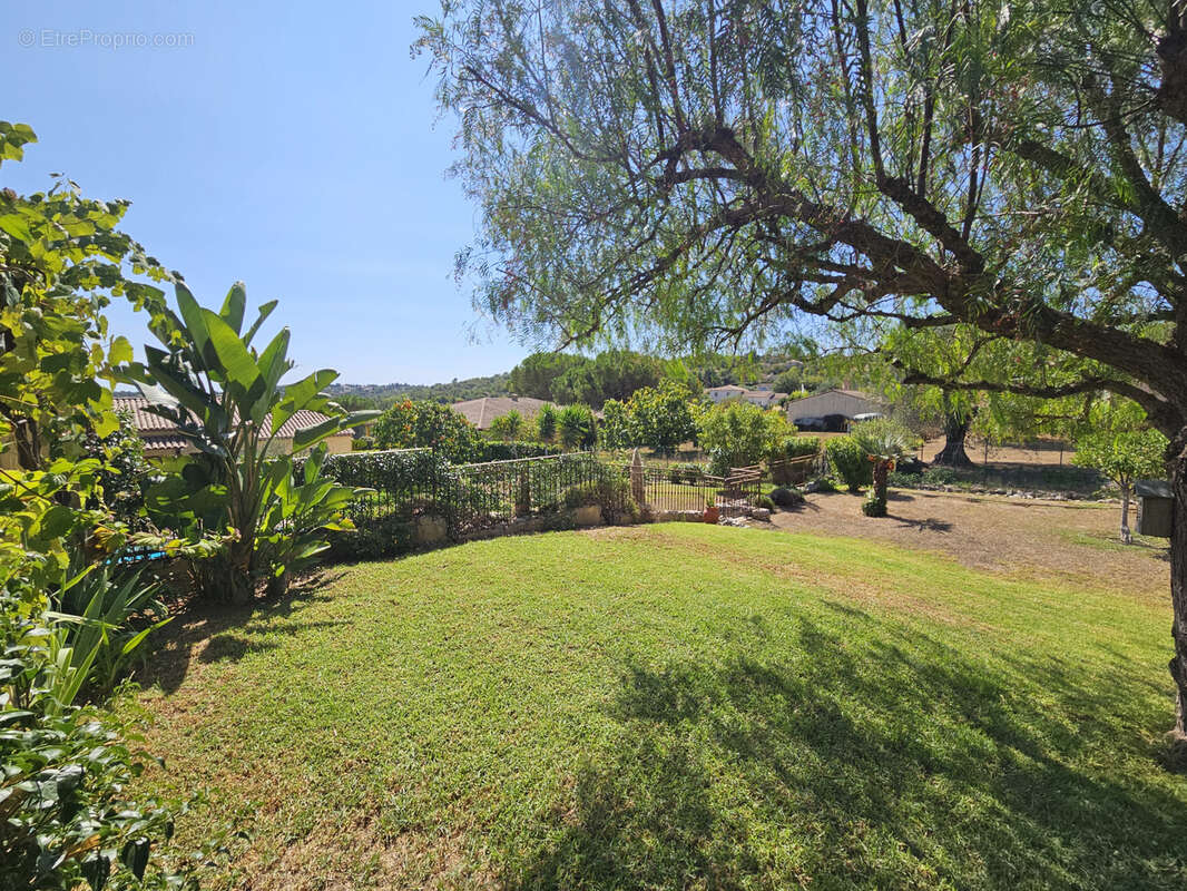 Maison à SAINT-JEANNET