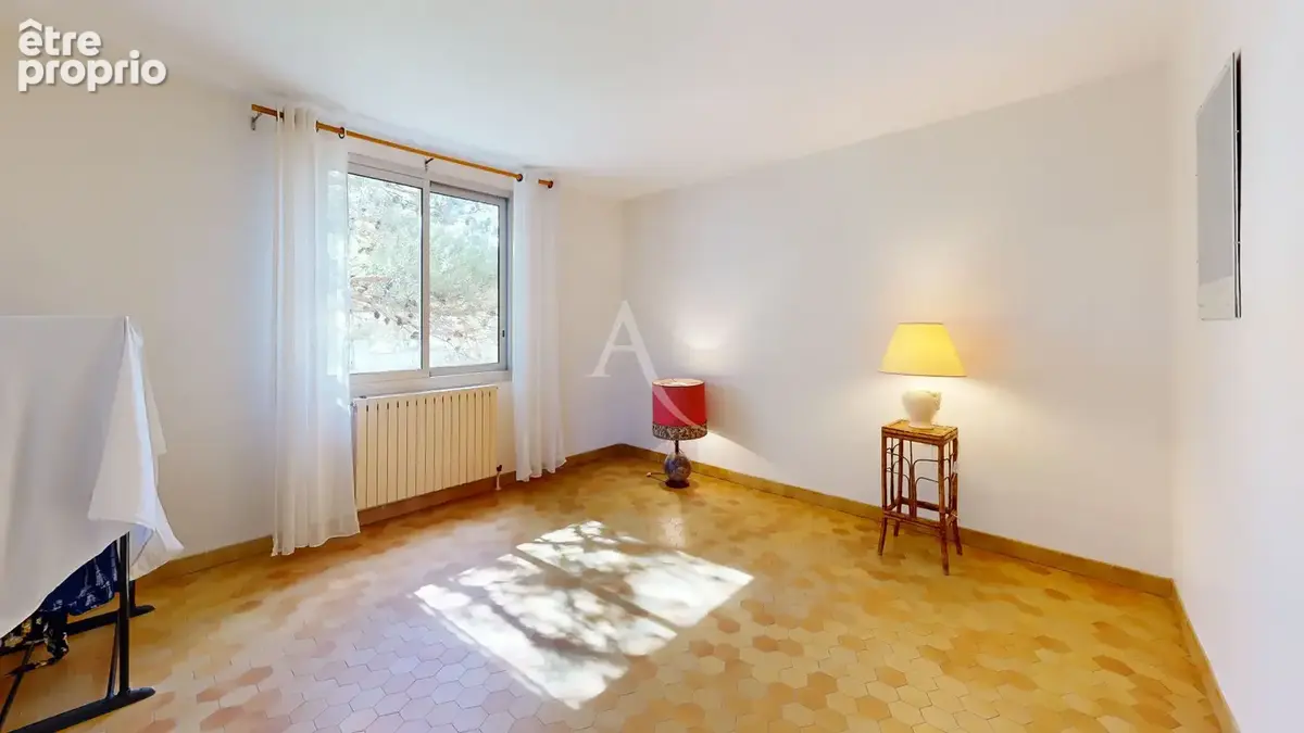 Charmante maison familiale 174m², 5 chambres avec jardin et Garage - photo 14
