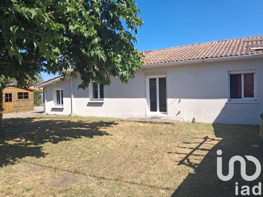 Photo 1 - Maison à LANTON