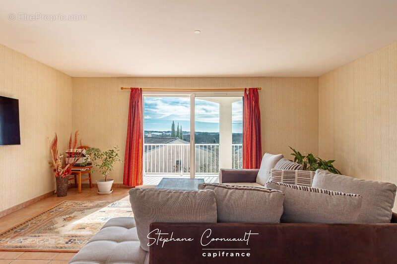 Maison à SAINT-ASTIER